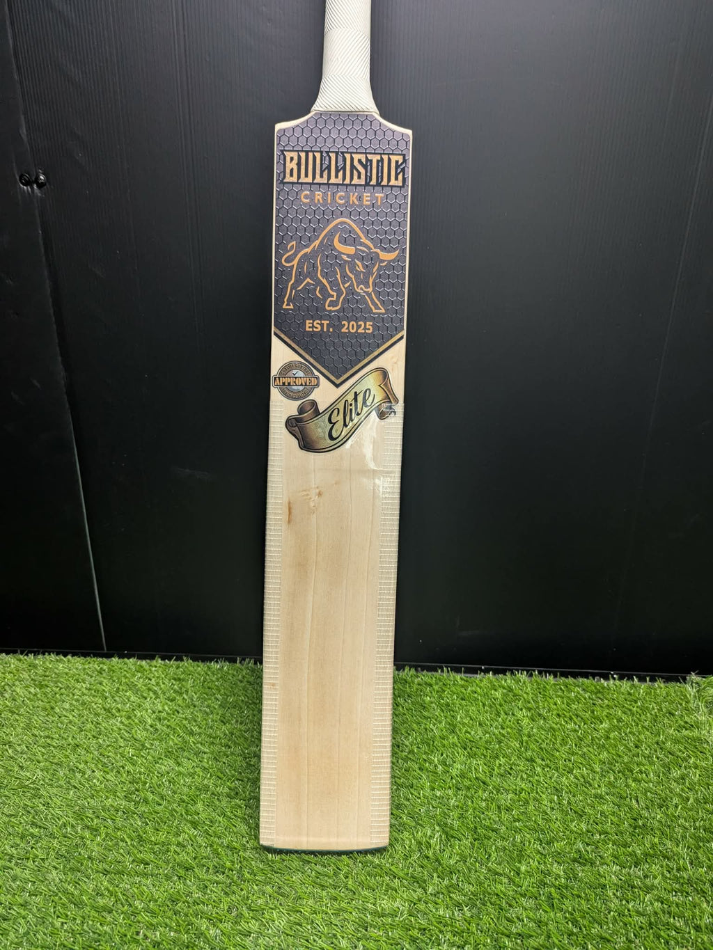 Bullistic Heritage Elite – Premium Grade 2 English Willow (1183g / 2.9)