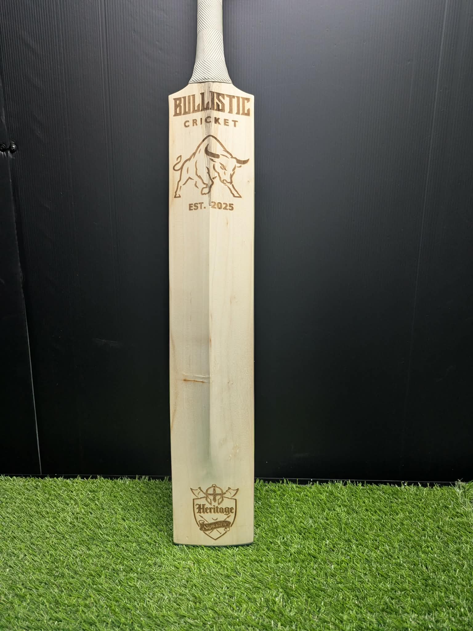 Bullistic Heritage Legacy – Premium Grade 2 English Willow (1182g / 2.10 SH)
