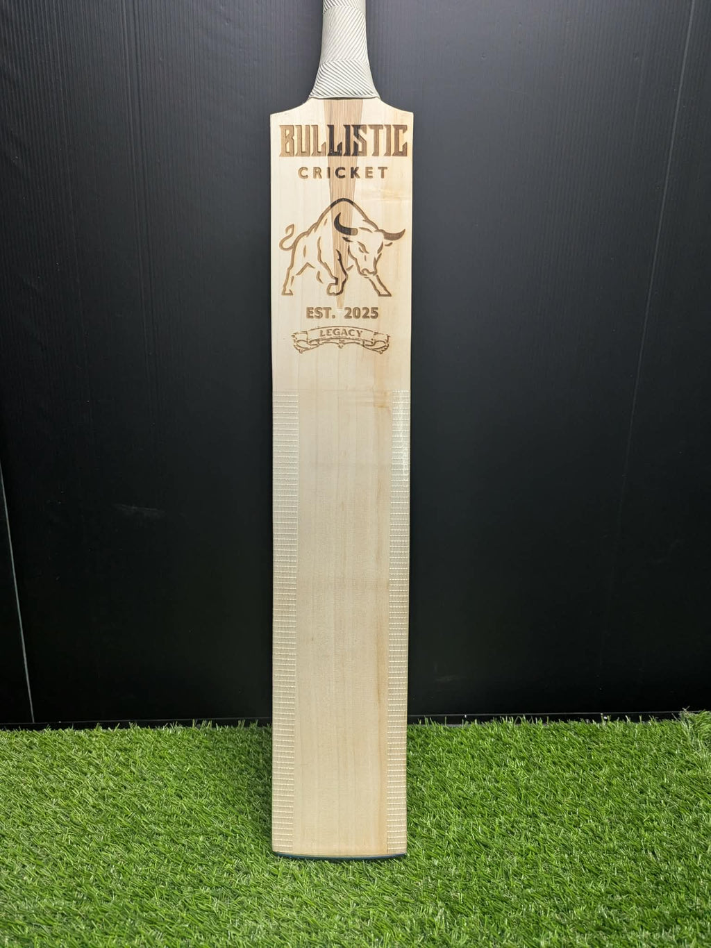 Bullistic Heritage Legacy – Premium Grade 2 English Willow (1182g / 2.10 SH)