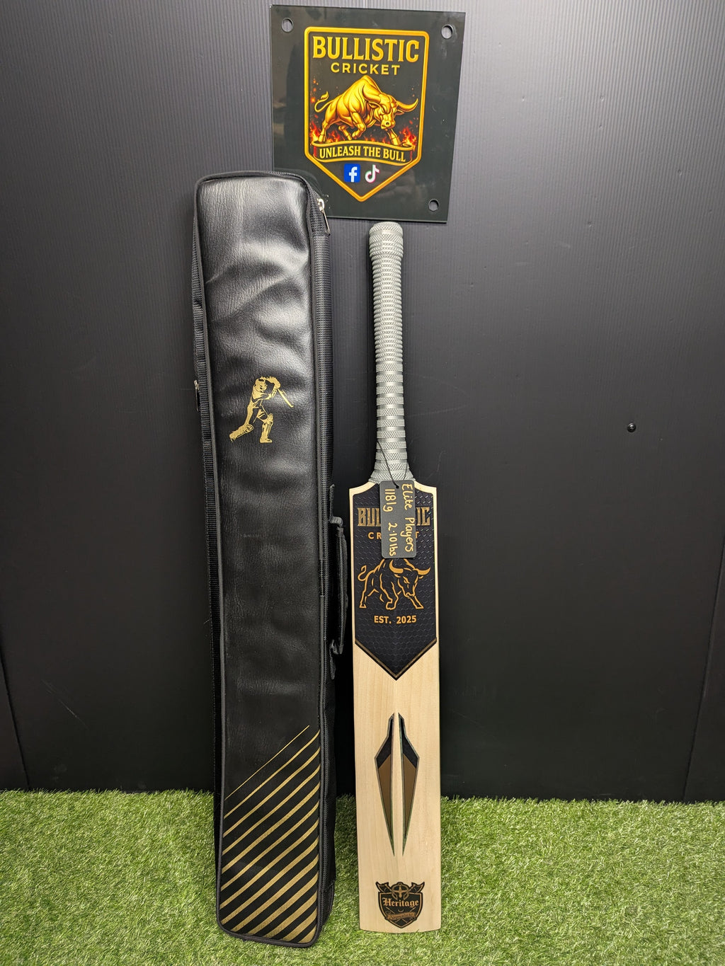 Bullistic Elite Player Grade English Willow | Short Handle | 1181g (2lb 10oz)